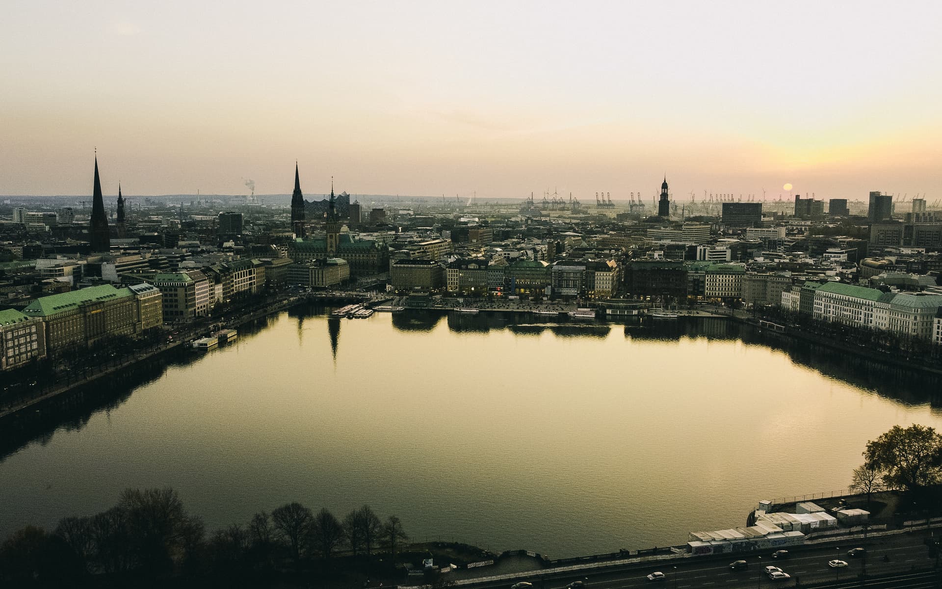 Abendstimmung über der Hamburger Alster