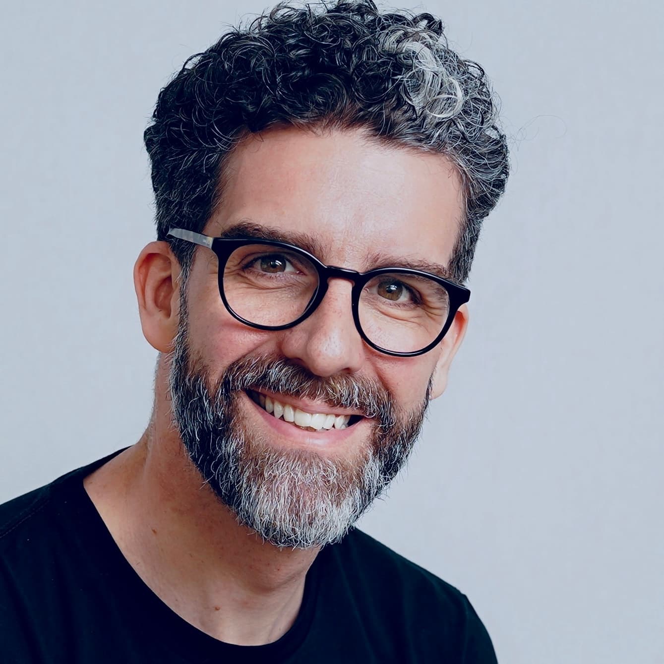 Tom Westerholt, freie*r Redner*in in Berlin