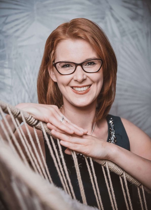 Chantal Thyes